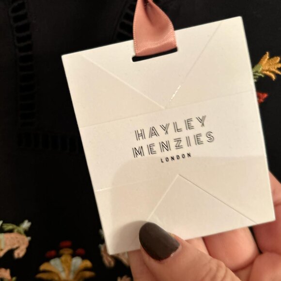 Hayley Menzies Women's Black Maya Embroidered Cropped T-Shirt Size L - Picture 6 of 6